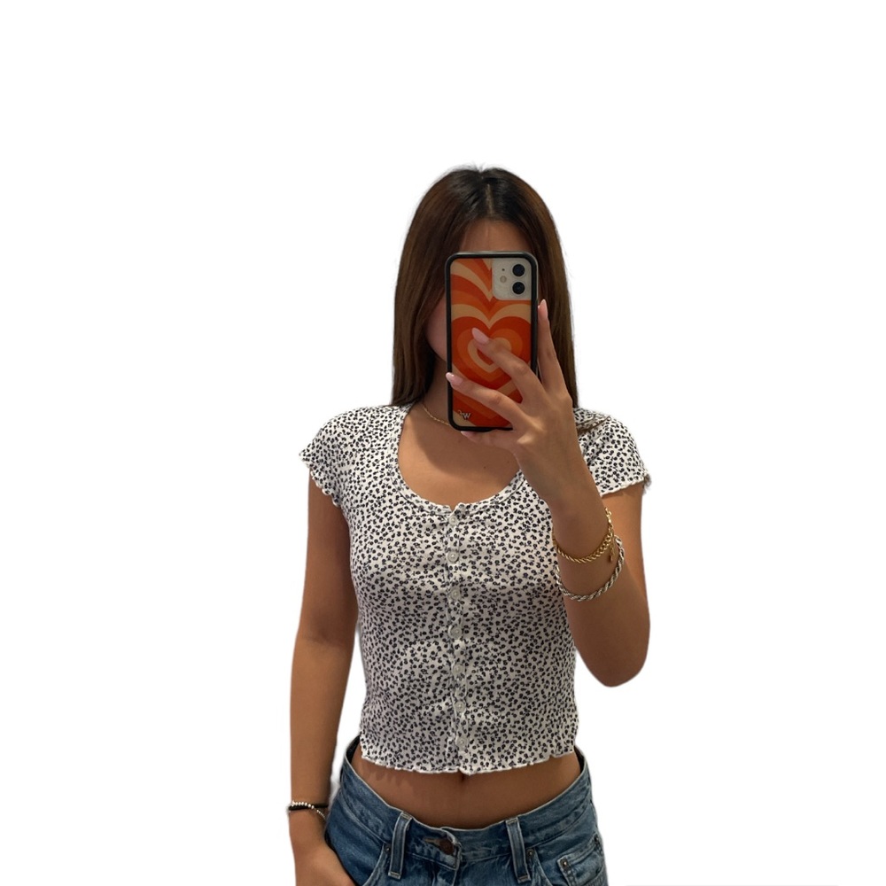 Brandy Melville floral print button up top